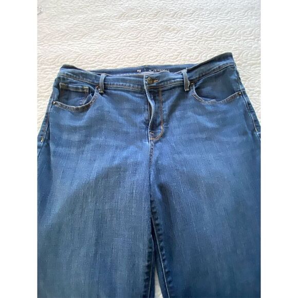 Old Navy Curvy Profile Mid Rise Jeans Blue Size 12 Long Slim Straight Leg - Picture 7 of 11